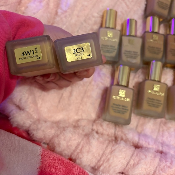 Estée Lauder Double Wear Stay-in-Place Liquid Foundation Assorted Shades - Picture 8 of 16